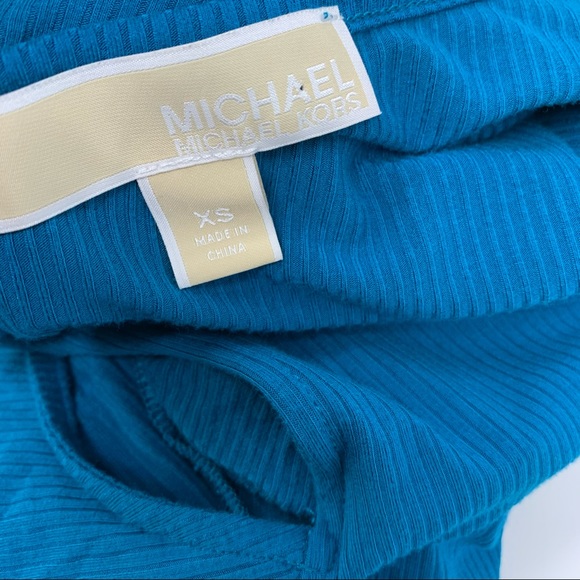 Michael Kors Ribbed Cold Shoulder Blouse - Picture 9 of 10